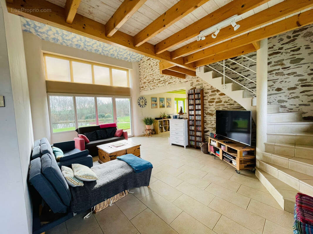 Maison à SAINT-MICHEL-CHEF-CHEF