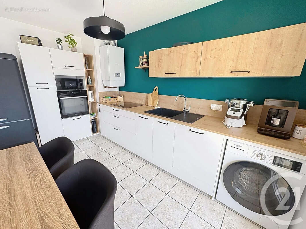 Appartement à LYON-8E