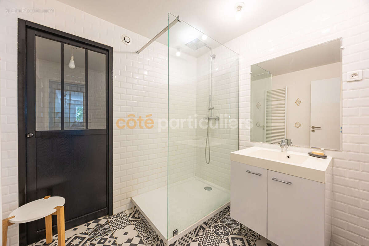 Appartement à SAINTE-LUCE-SUR-LOIRE