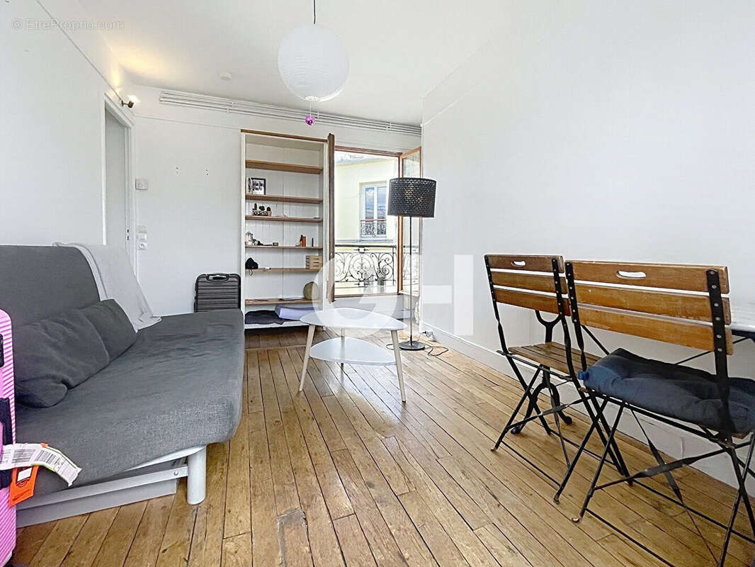 Appartement à PARIS-11E