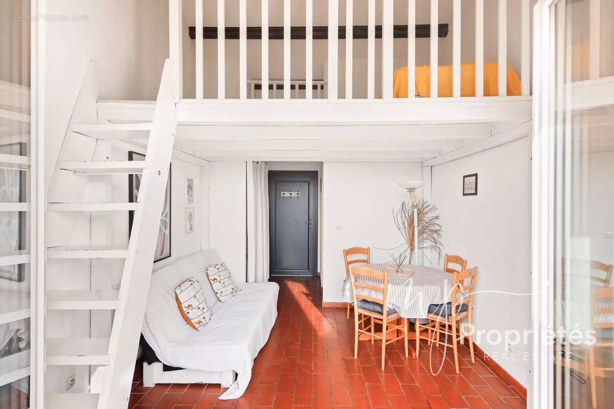 Appartement à LE LAVANDOU