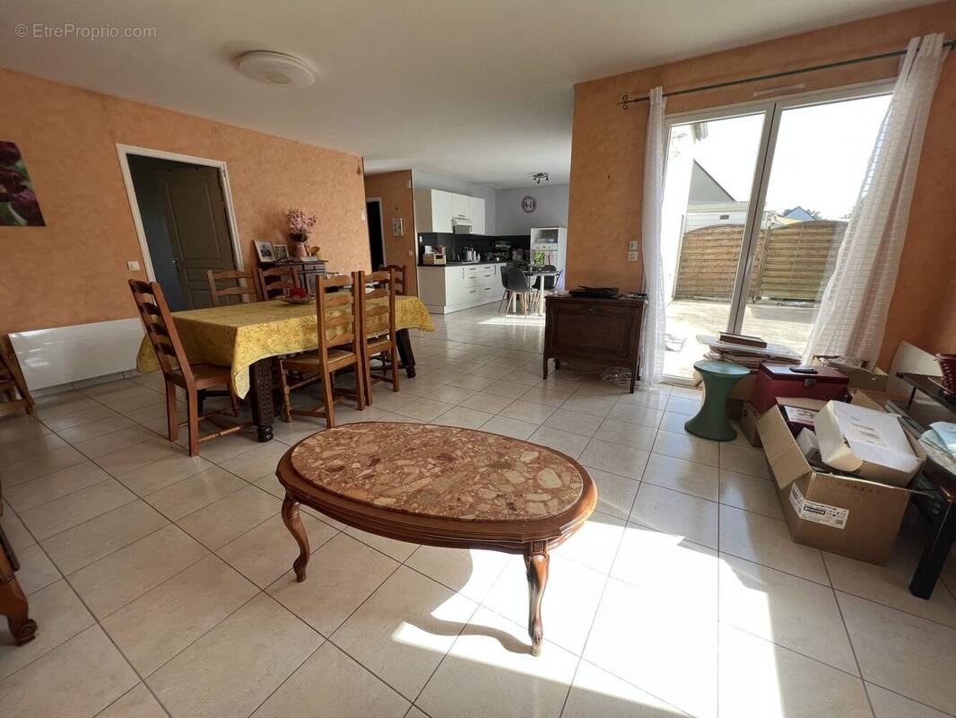 Maison à LOUVIGNE-DE-BAIS