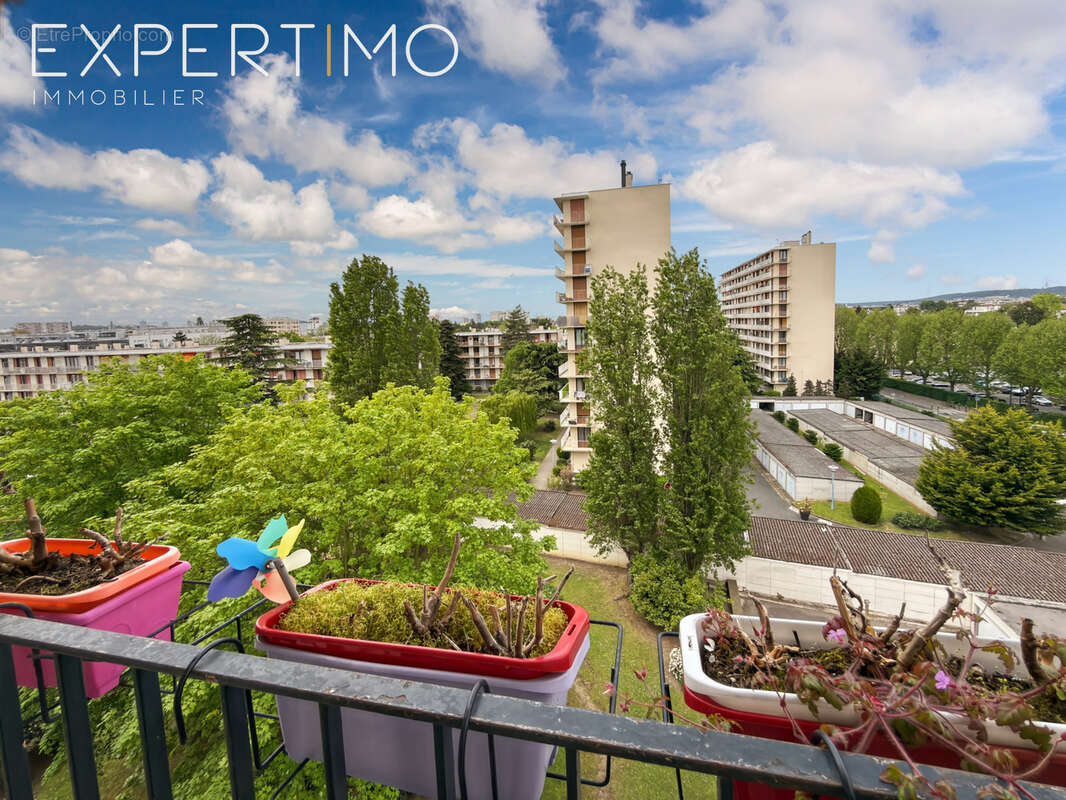 Appartement à EPINAY-SUR-SEINE