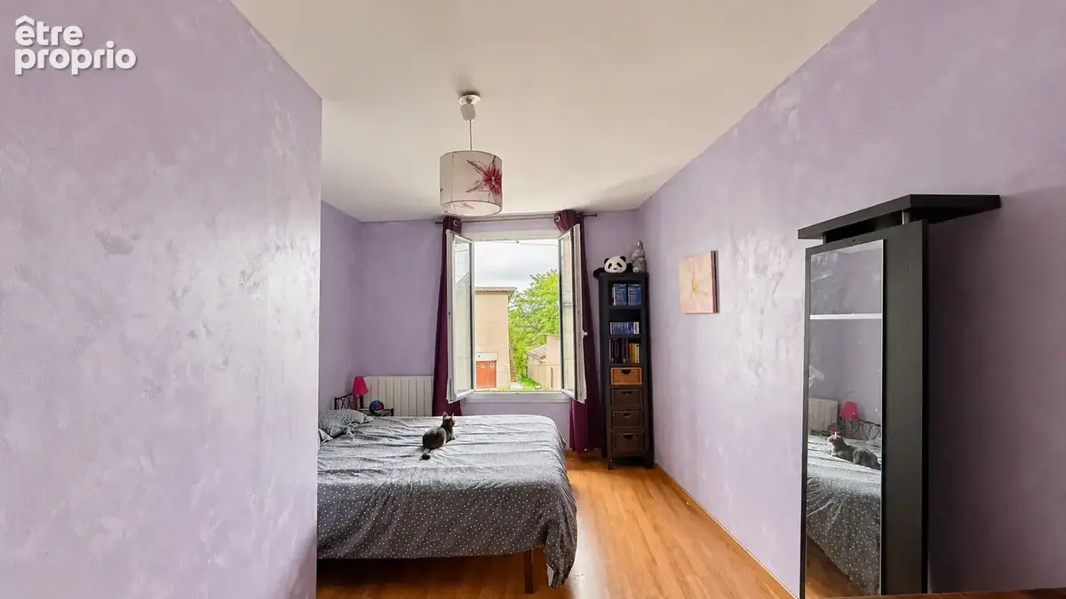 Maison mitoyenne de 136 m2 avec cellier, dépendance et terrain - photo 15