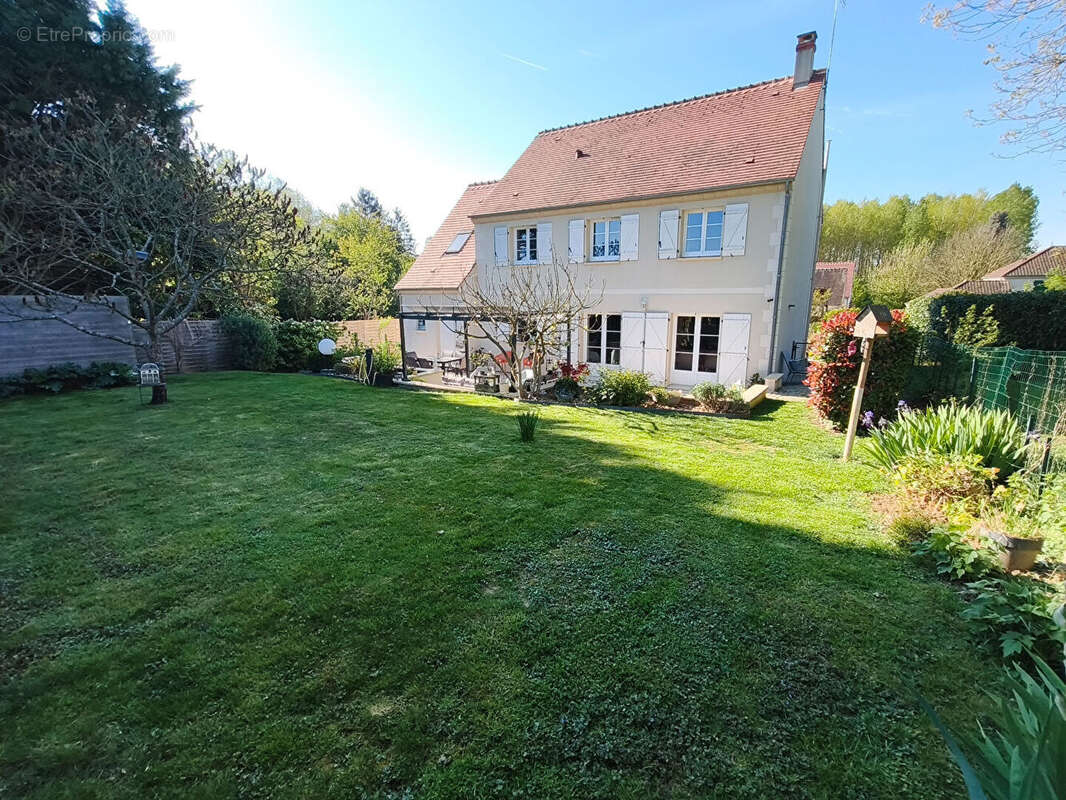 Maison à BRAISNES