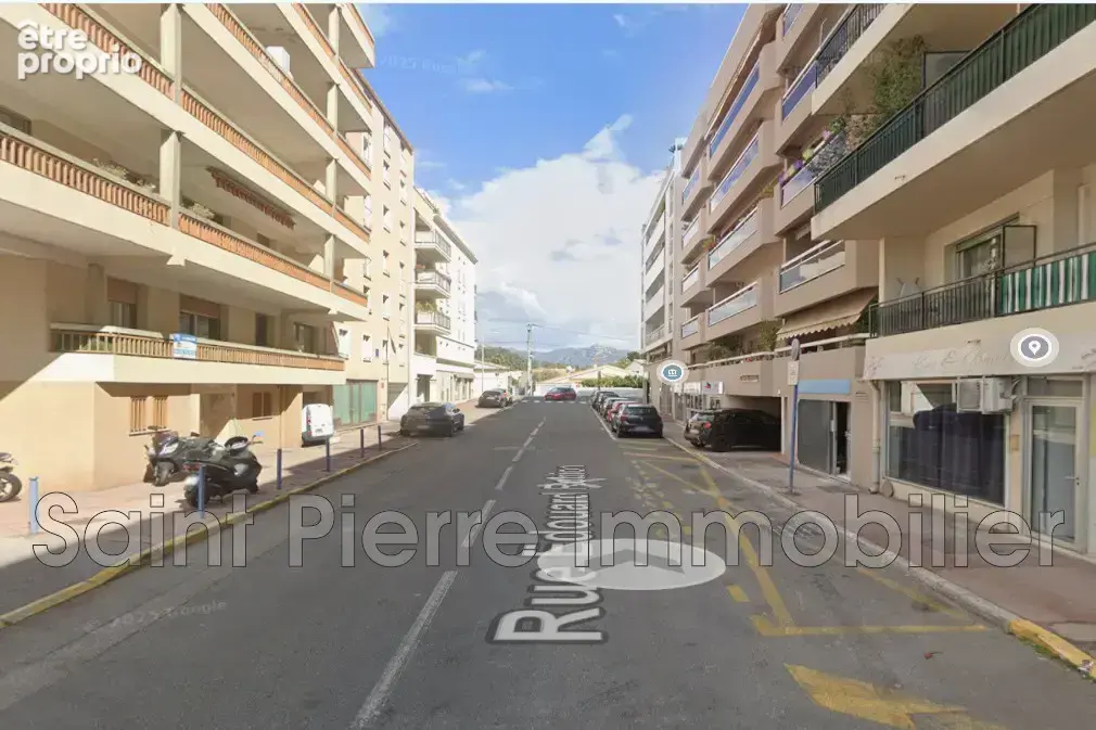Parking à CAGNES-SUR-MER