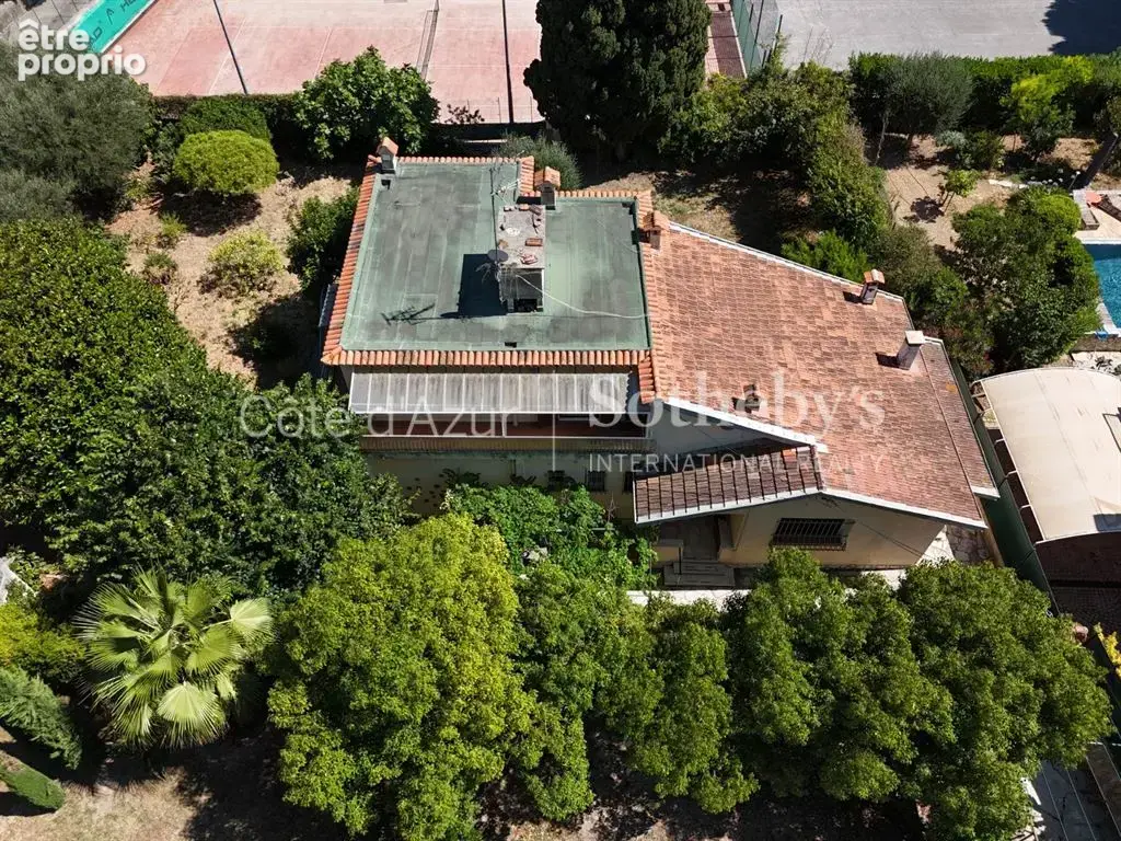 Villefranche-sur-Mer, villa à rénover dans un environnement résidentiel recherché - photo 14