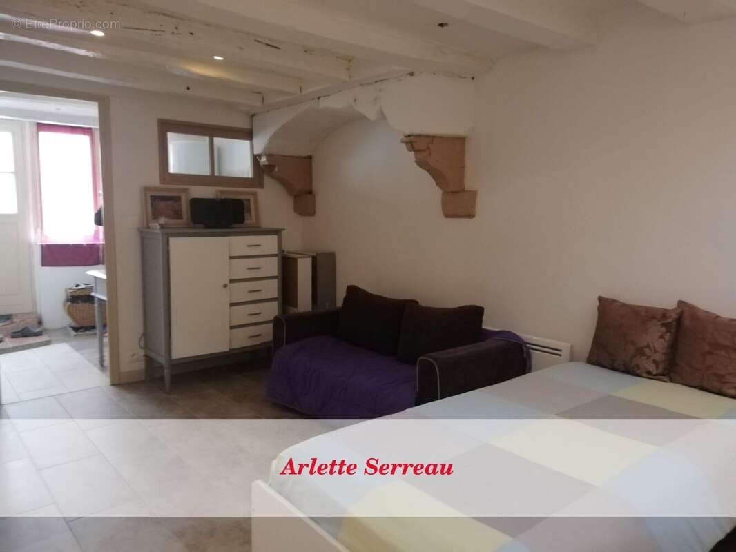 Maison à COUSSAY-LES-BOIS