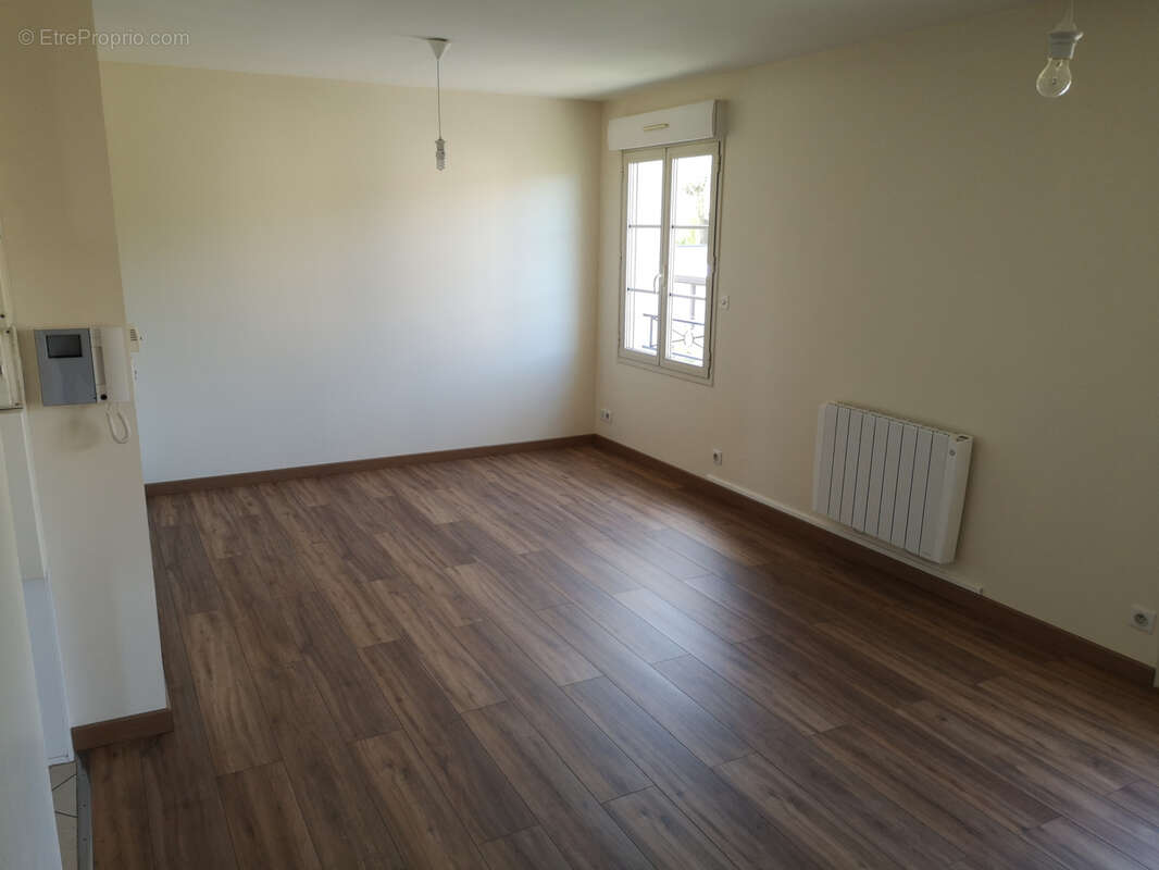 Appartement à ASNIERES-SUR-OISE