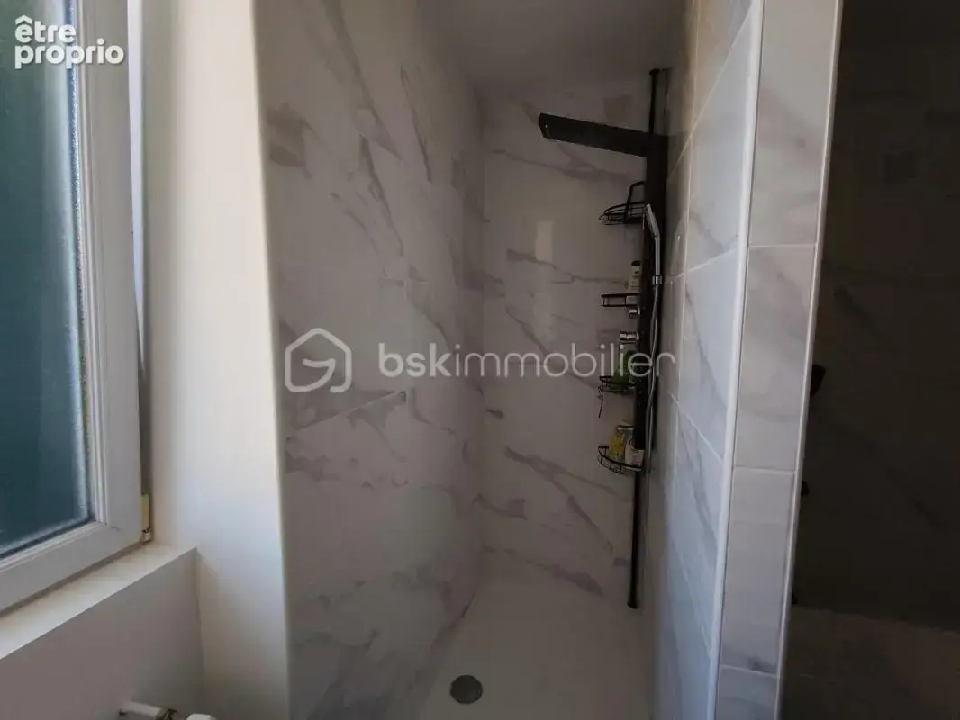  Maison familiale rénovée – 8 pièces – 150 m² – Secteur calme - photo 19