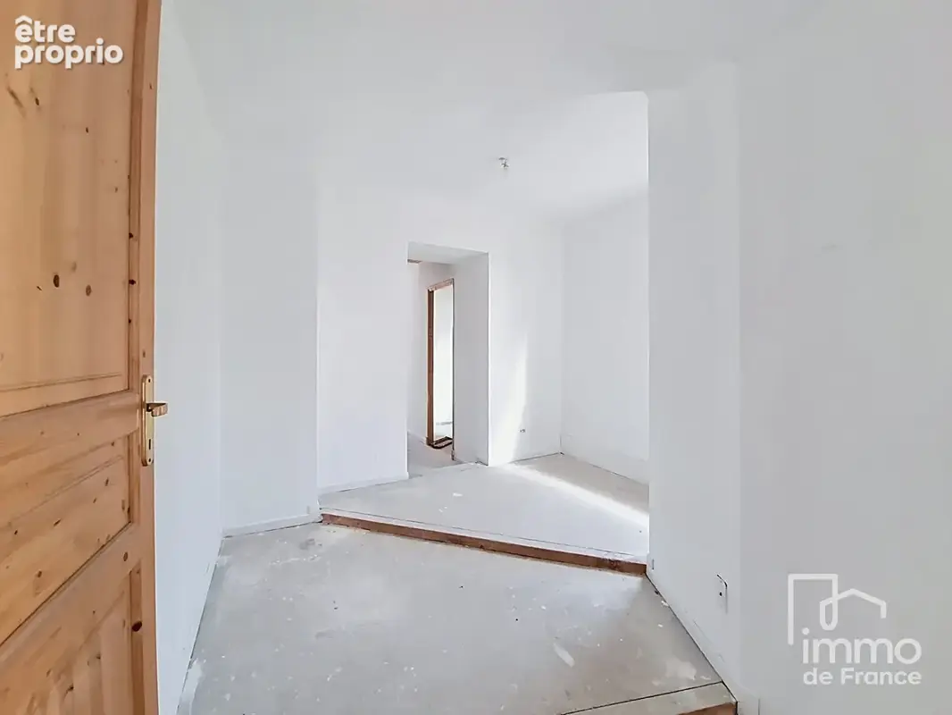 BOURG-EN-BRESSE Centre - Appartement de 137 m² à personnaliser - photo 10