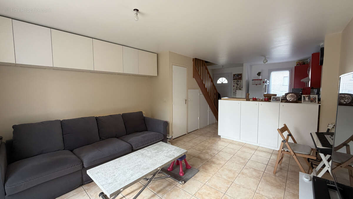 Maison à VILLIERS-SAINT-FREDERIC