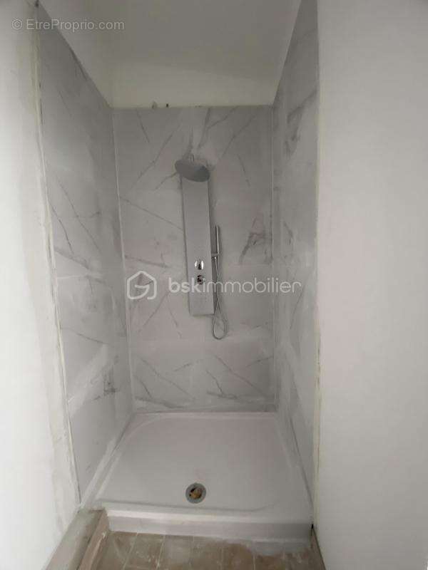 Immeuble à rénover – 150 m² – Fort potentiel investisseur - photo 12