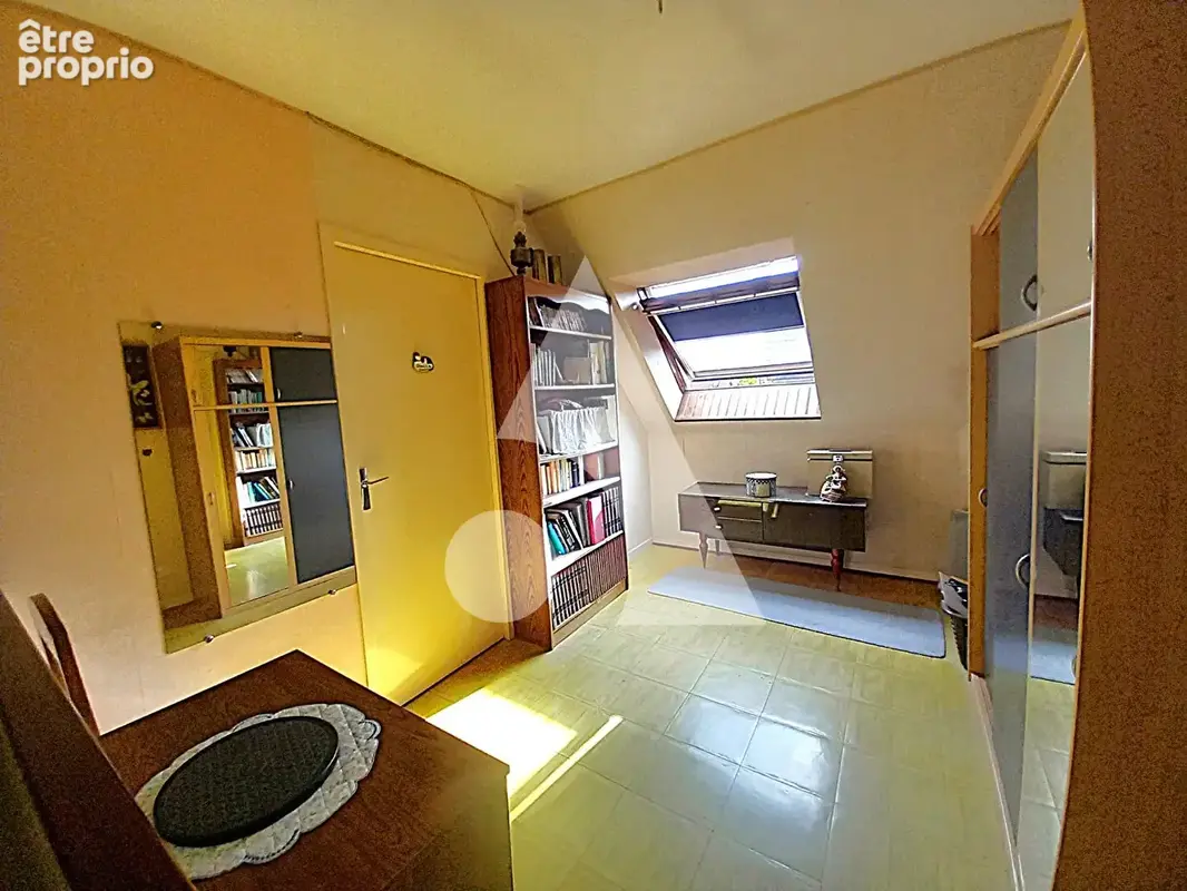 Maison semi-individuelle avec véranda, jardin clos et 3 chambres - photo 7