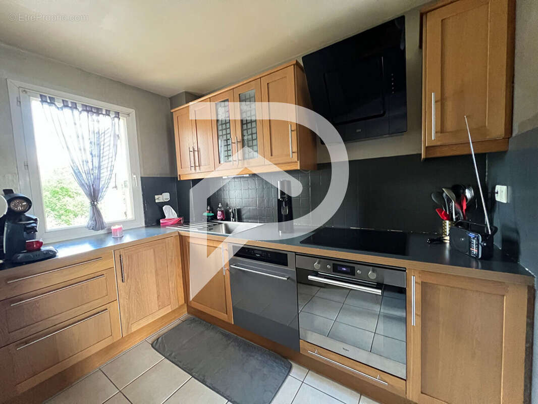 Appartement à COIGNIERES