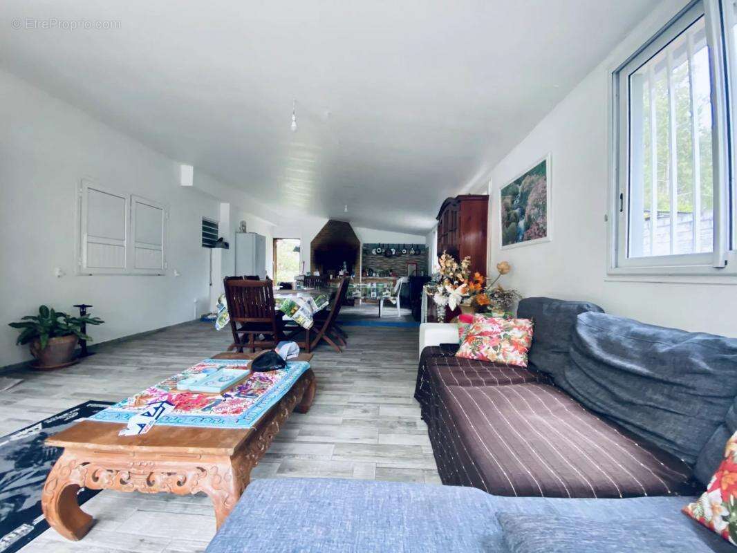 Maison à LA PLAINE-DES-PALMISTES