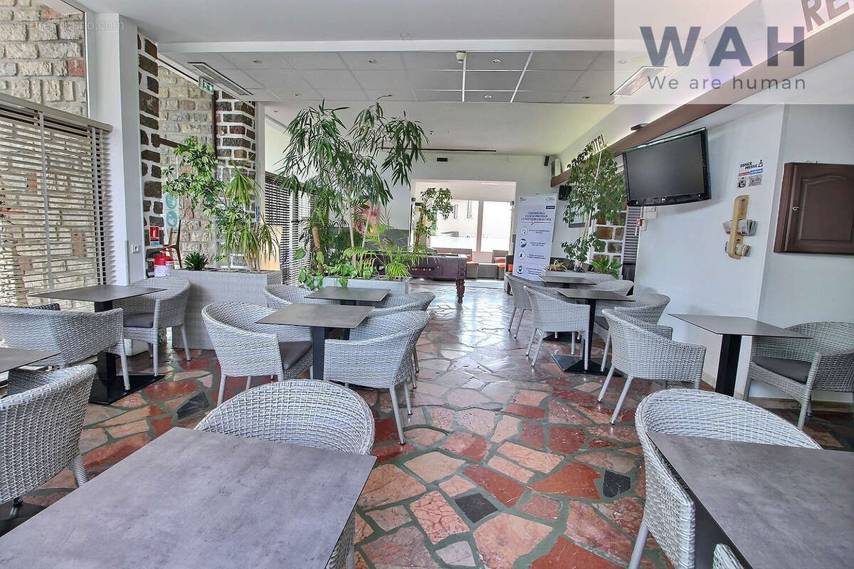  Fonds commerce + murs et maison d'un Hôtel restaurant avec terrasses - photo 15