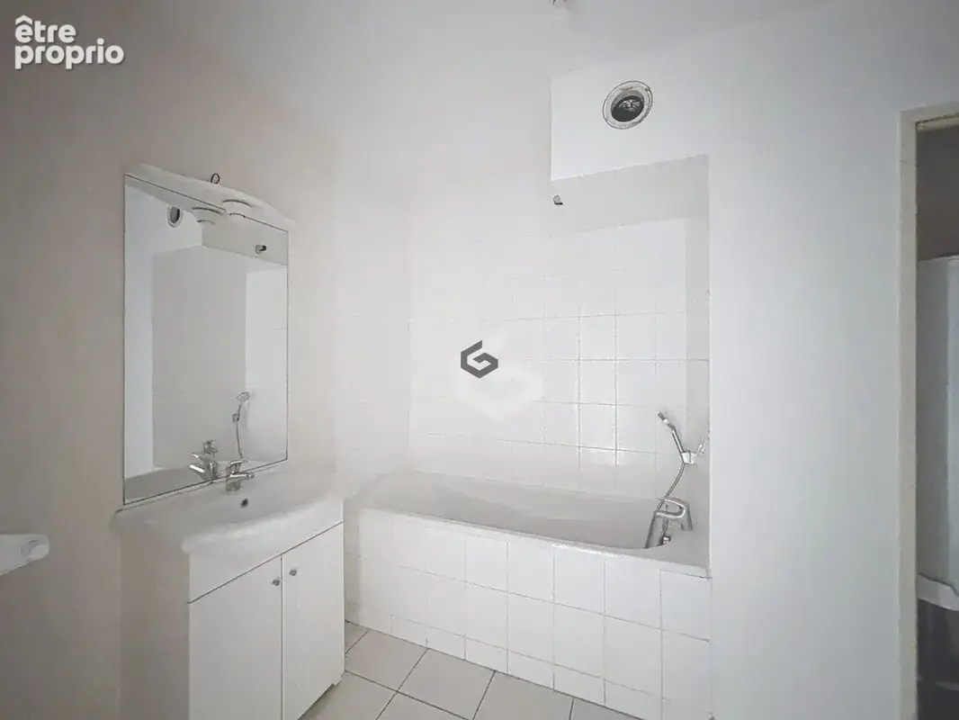 Appartement 2 pièces 53 m² à vendre à Reims (51100) - photo 8
