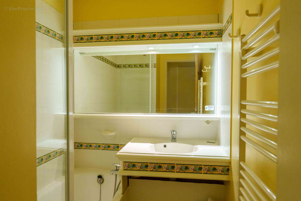 Appartement à MALLEMORT