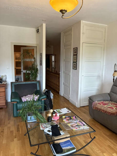 Appartement à BEAUFORT-SUR-GERVANNE