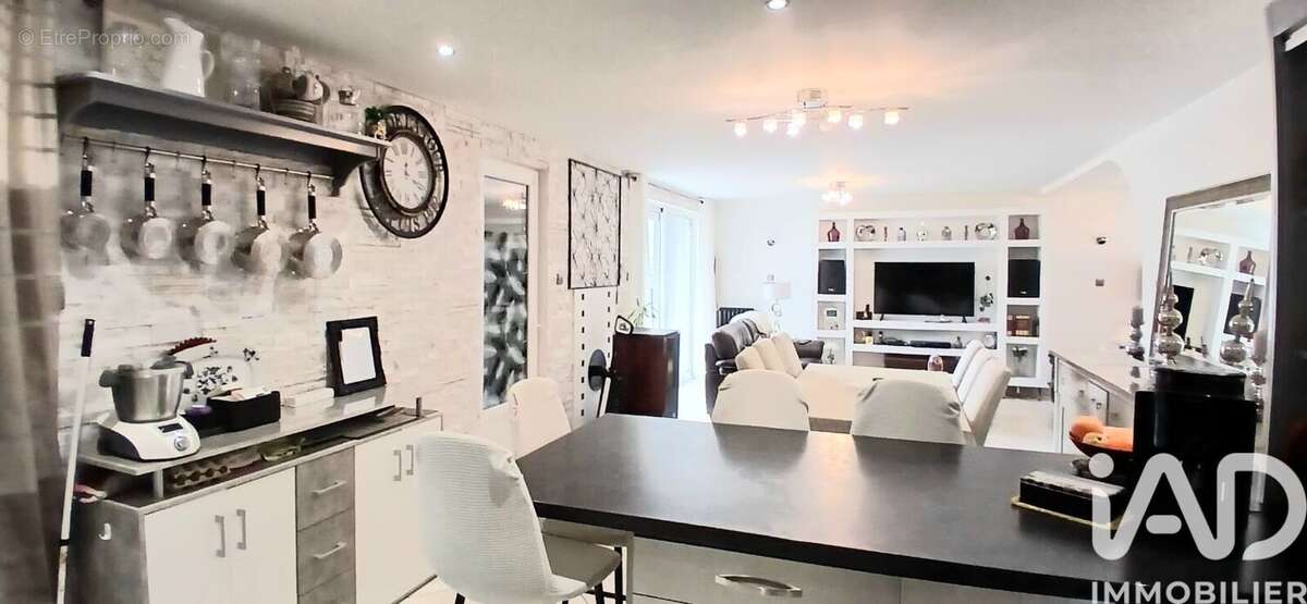 Photo 5 - Maison à FRAISSES