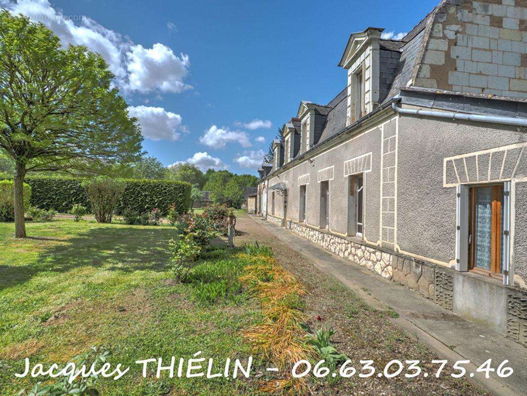 Maison à LONGUE-JUMELLES