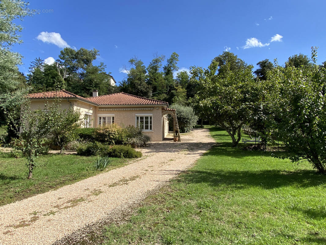 Maison à CIVRIEUX-D'AZERGUES