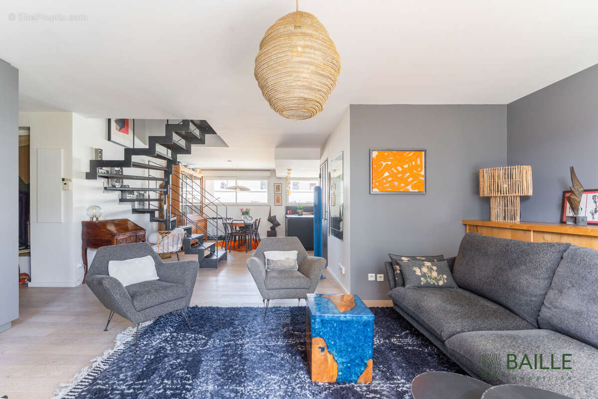 Appartement à MARSEILLE-8E