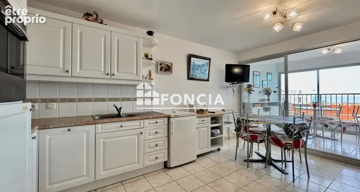  EXCLUSIVITÉ – Cap d'Agde  T1 Bis avec vue mer, piscine, ascenseur et parking - photo 2