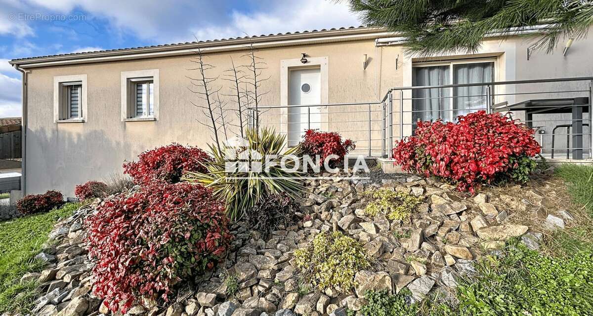 Maison à SAINT-JUST-LE-MARTEL