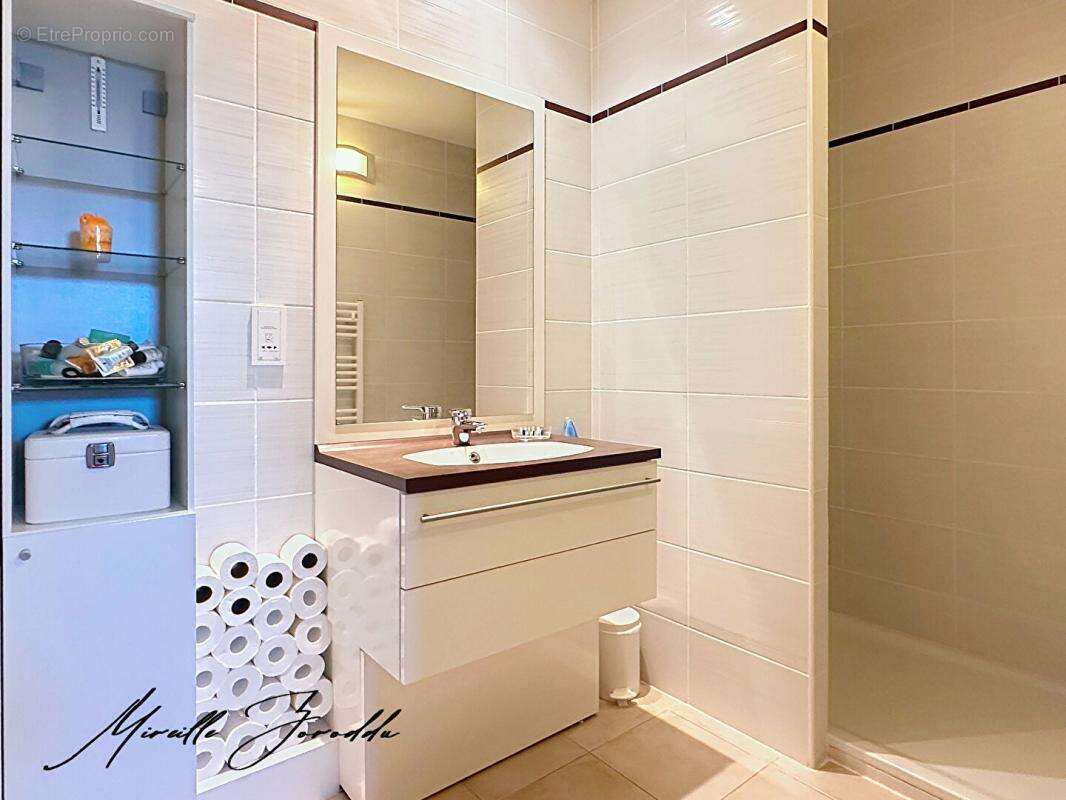 A VENDRE VILLA  Jonquieres Saint Vincent 3 chambres de 107m² avec terrasse et  parking - photo 9
