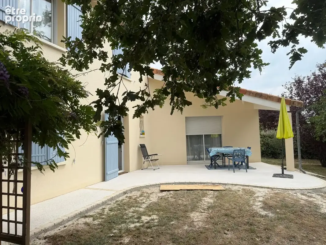 Maison Fontaine Le Comte 6 pièce(s) 139 m2 - photo 5