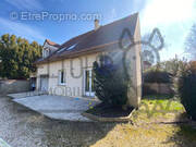 Maison à FAREMOUTIERS