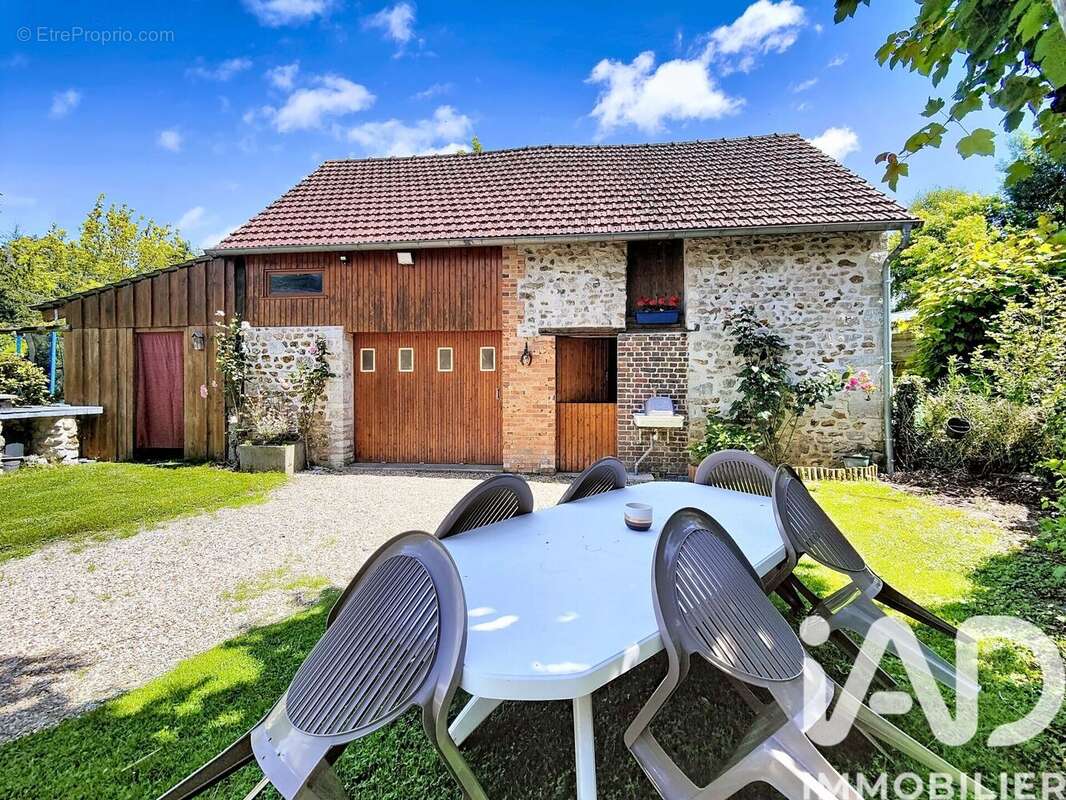 Maison 106 m² à Blaru  - photo 2
