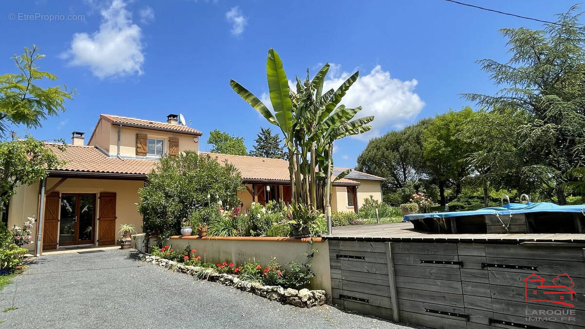 Maison à LAROQUE-TIMBAUT