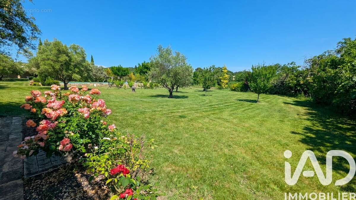 Maison 490 m² à Saint-Michel-D'euzet  - photo 4