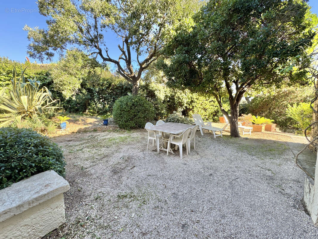 Maison à LA CROIX-VALMER