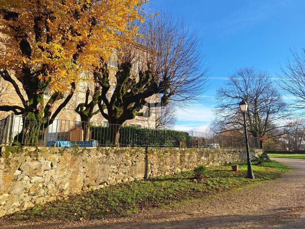 Appartement à VARCES-ALLIERES-ET-RISSET