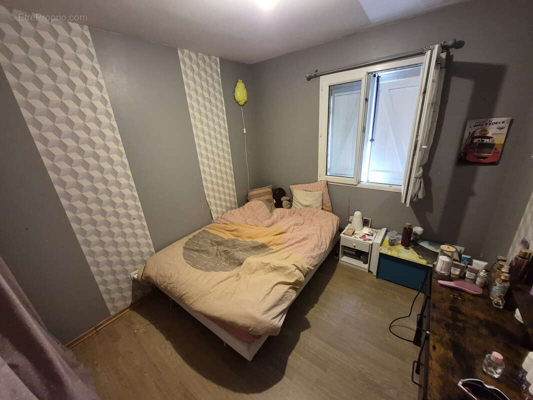 Maison individuelle de 172 m2 de 2008 édifiée sur un terrain de 880 m2 - photo 13