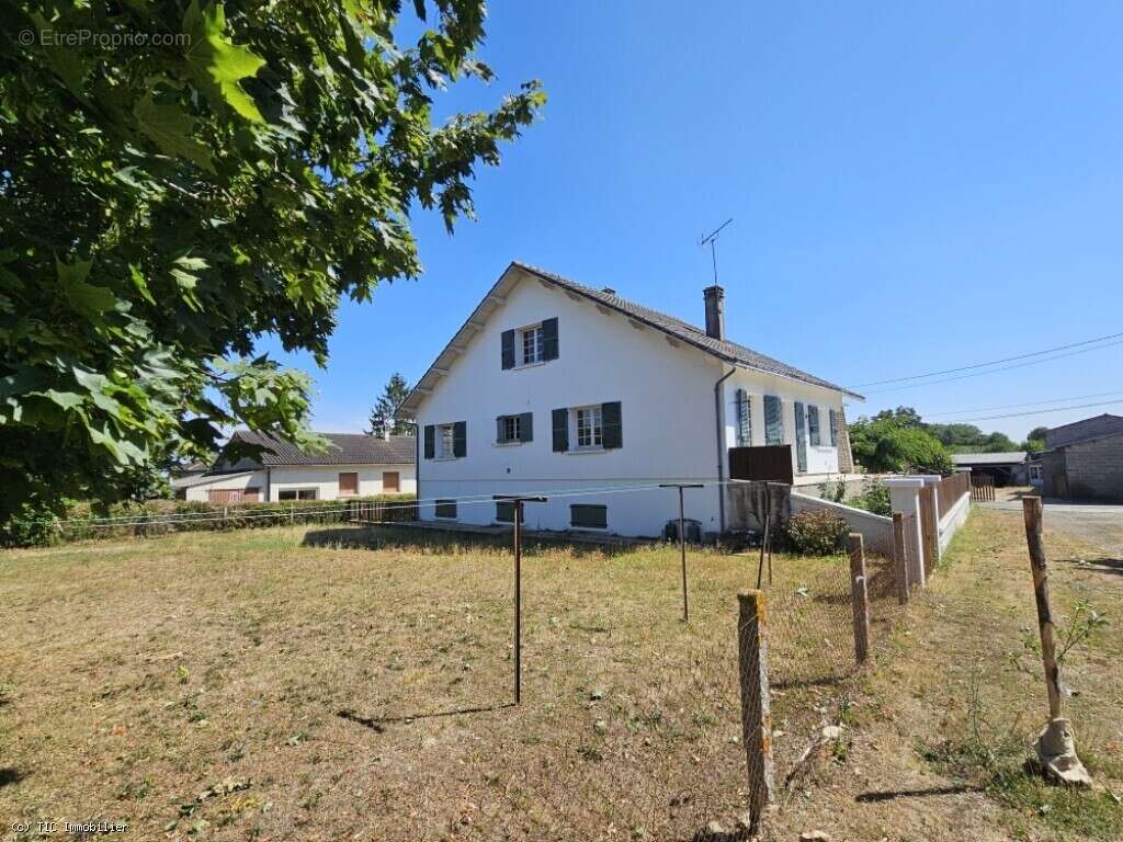 Beau Pavillon entre Ruffec et Sauzé-Vaussais - photo 30