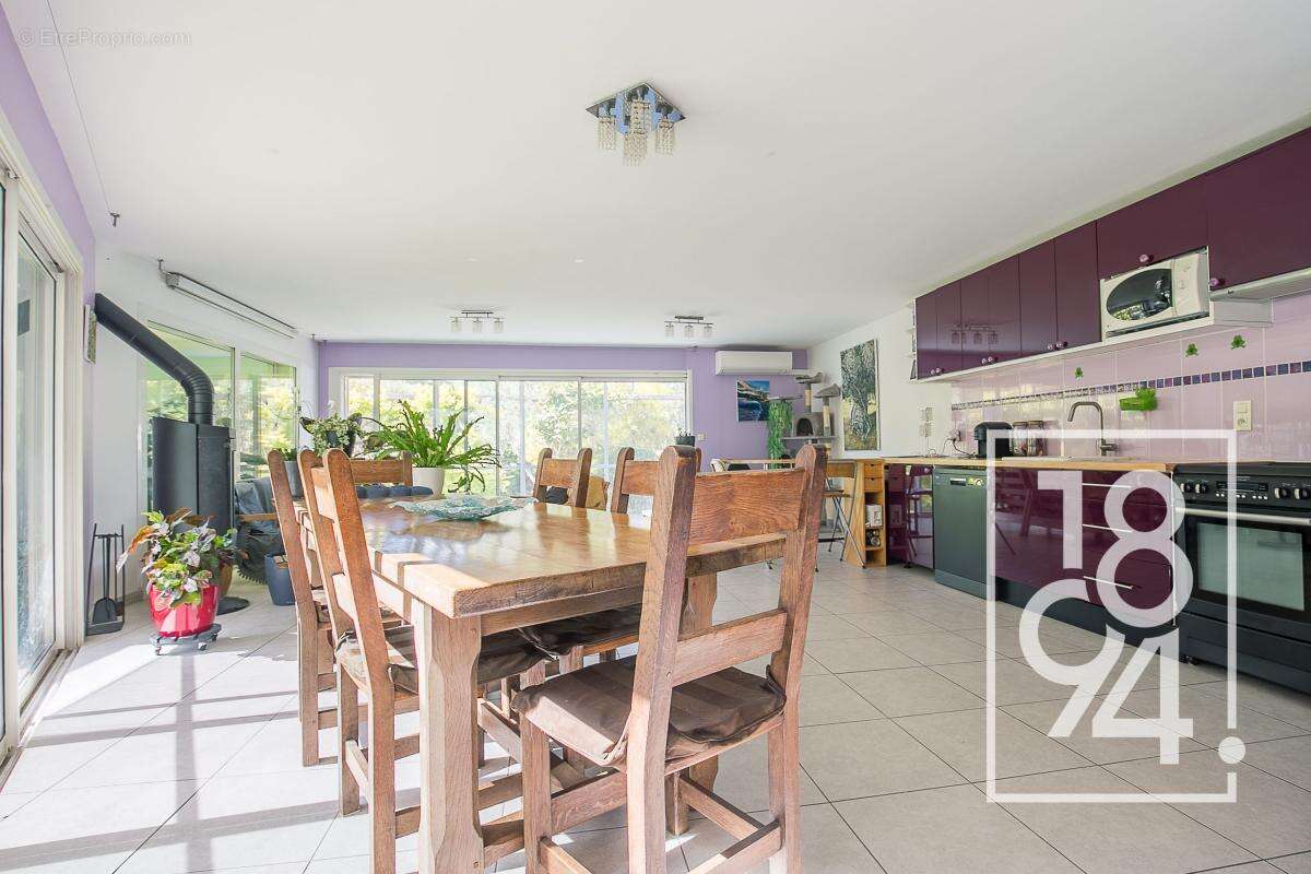 Maison à MARSEILLE-10E