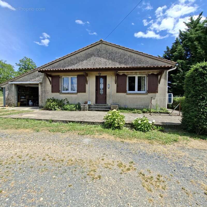 Maison à MONTREDON-LABESSONNIE