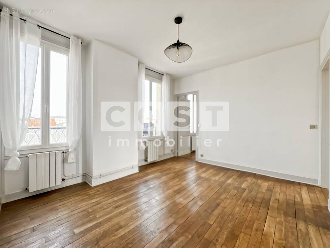 Appartement à ASNIERES-SUR-SEINE