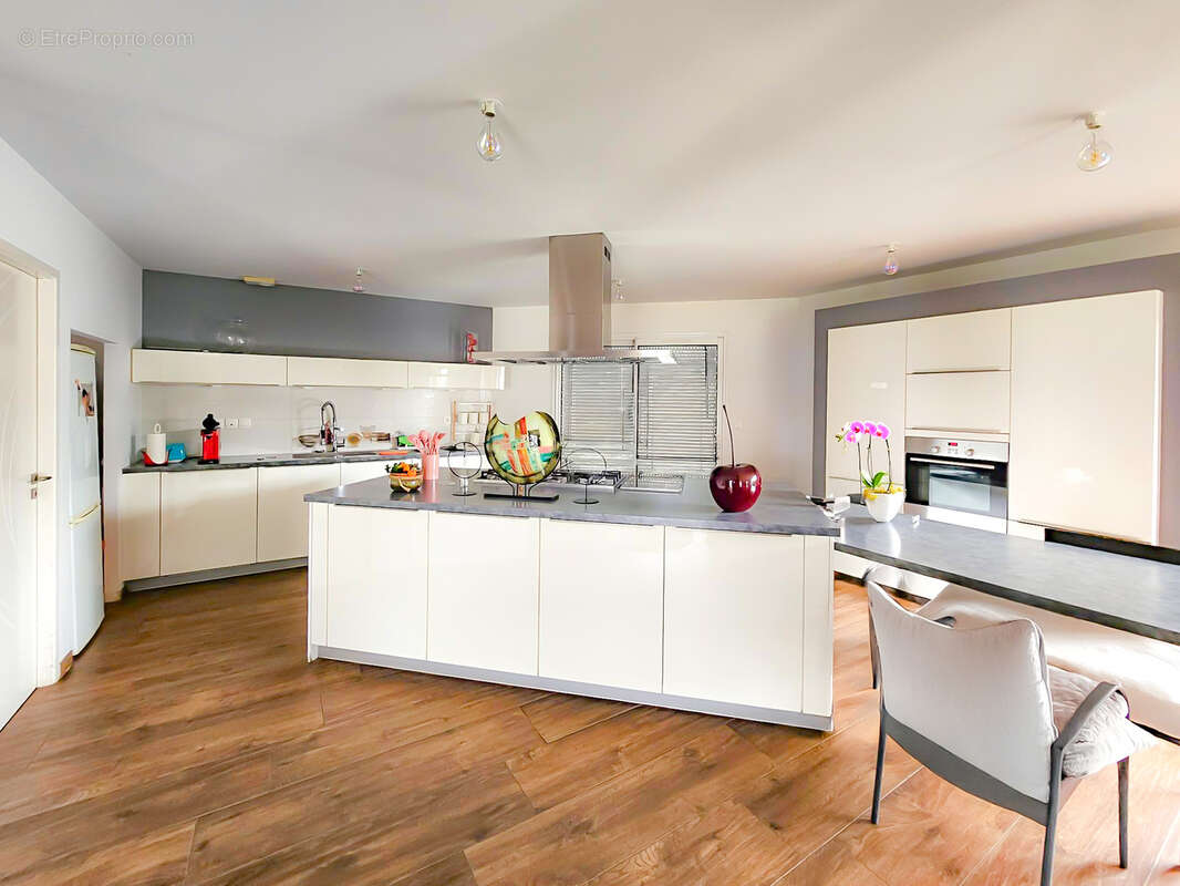 Maison avec un beau terrain - photo 10