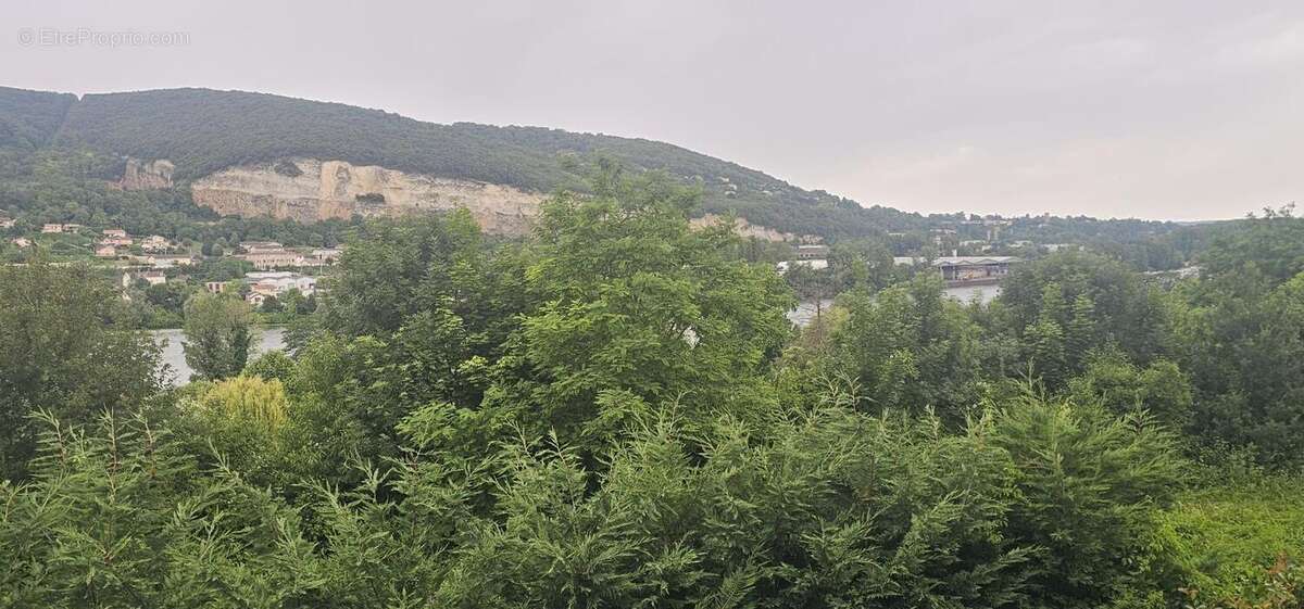 Appartement à ROCHETAILLEE-SUR-SAONE
