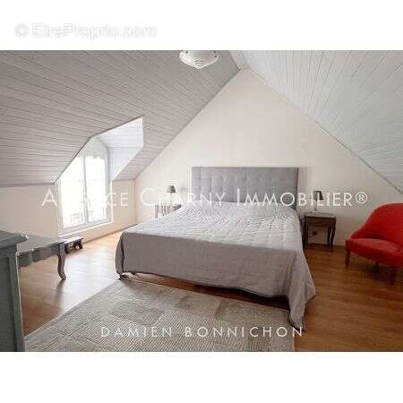 Maison 232 m² à Champignelles  - photo 6