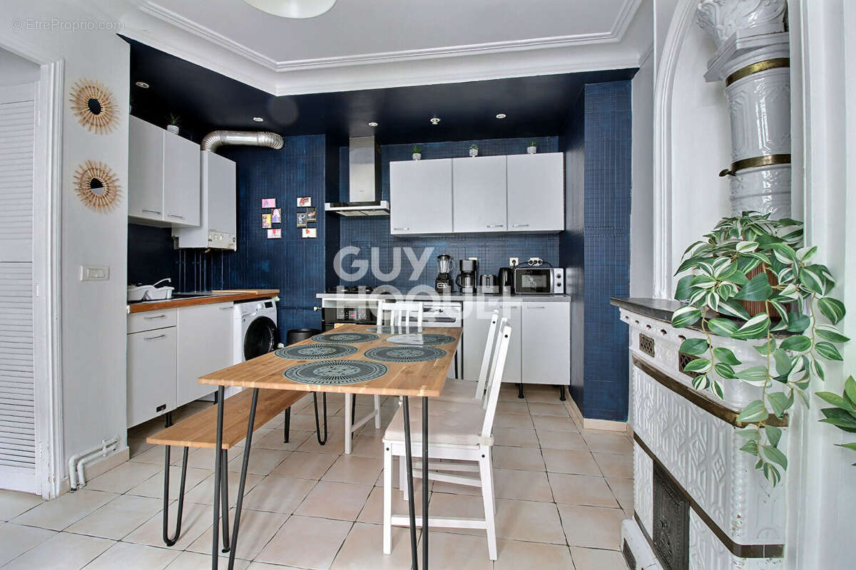 Appartement à PARIS-9E