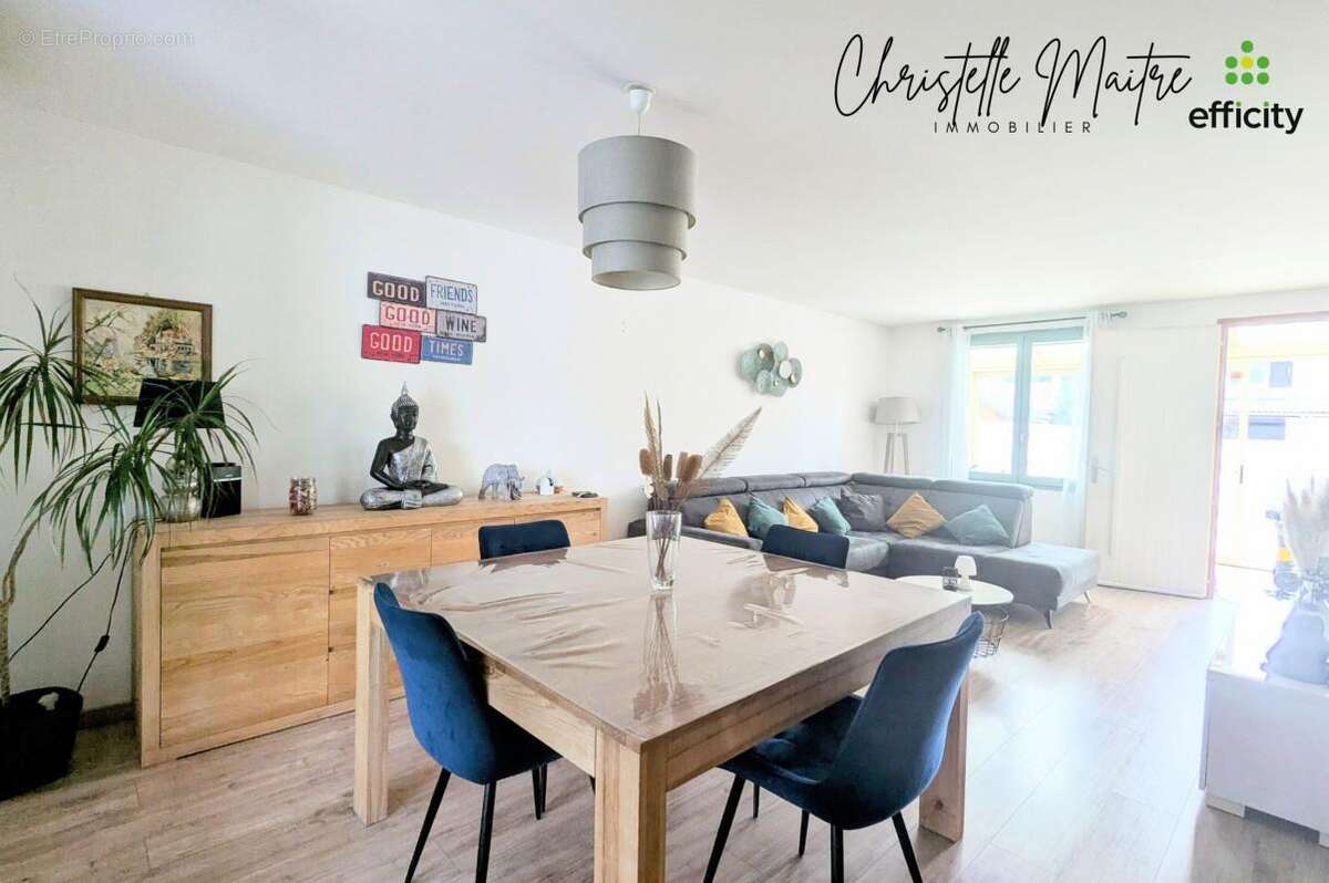 Maison à SAINT-MARTIN-DE-CRAU