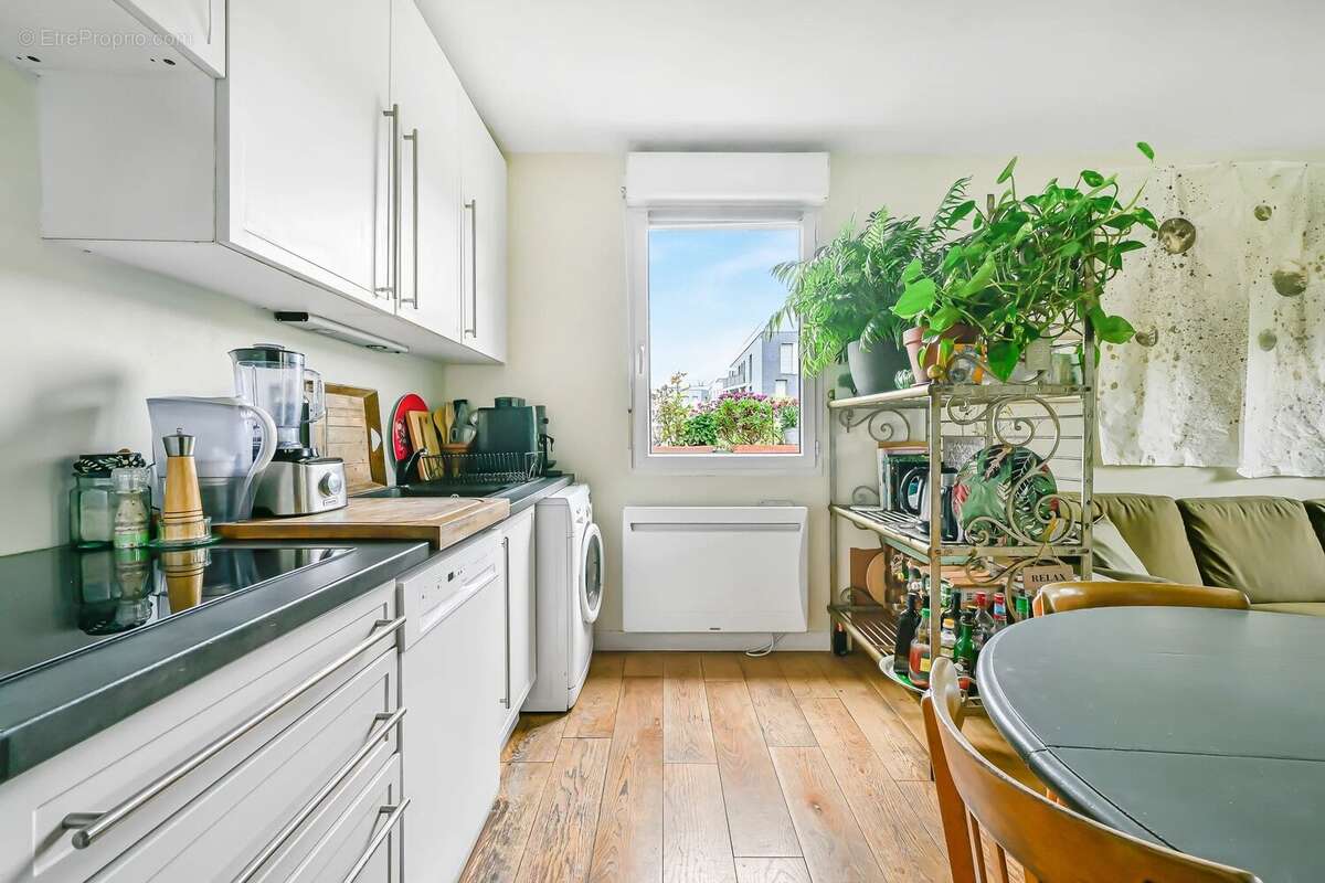 Appartement à IVRY-SUR-SEINE