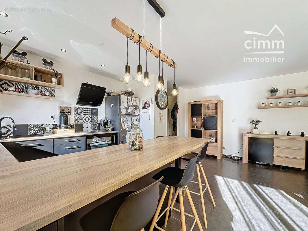 Maison 128 m² à Mazan  - photo 4